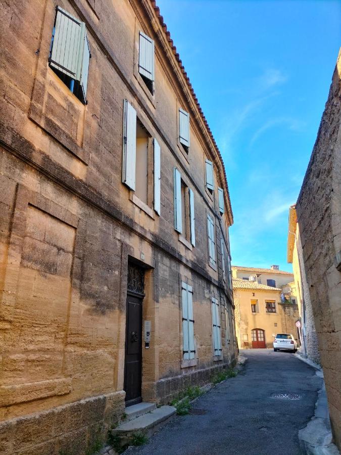 Appartement De Charme Vers Pont du Gard Exterior photo